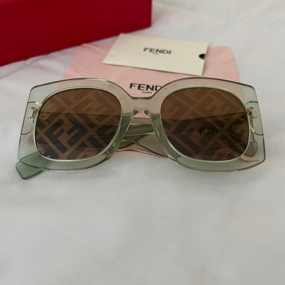 Fendi 53 mm Gray Oversized Square Sunglasses - Picture 3 of 3